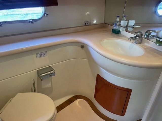 2006 Rodman 56 