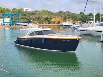 Austin Parker 42