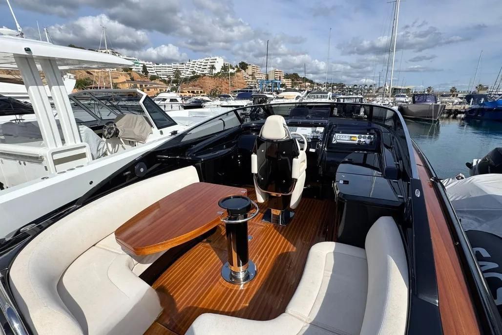 2013 Riva 43 