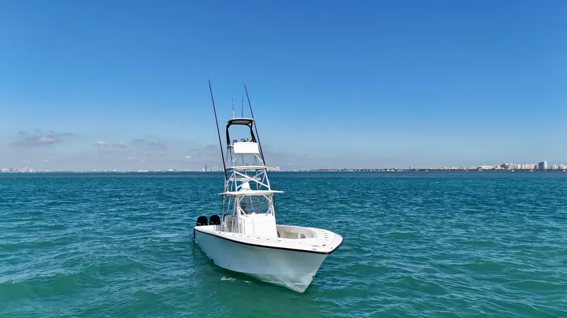  Yacht Photos Pics 2017 SeaVee 390Z boat on open water under clear blue sky.
