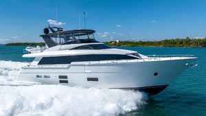 2017 75' Hatteras-M75 North Miami Beach, FL, US