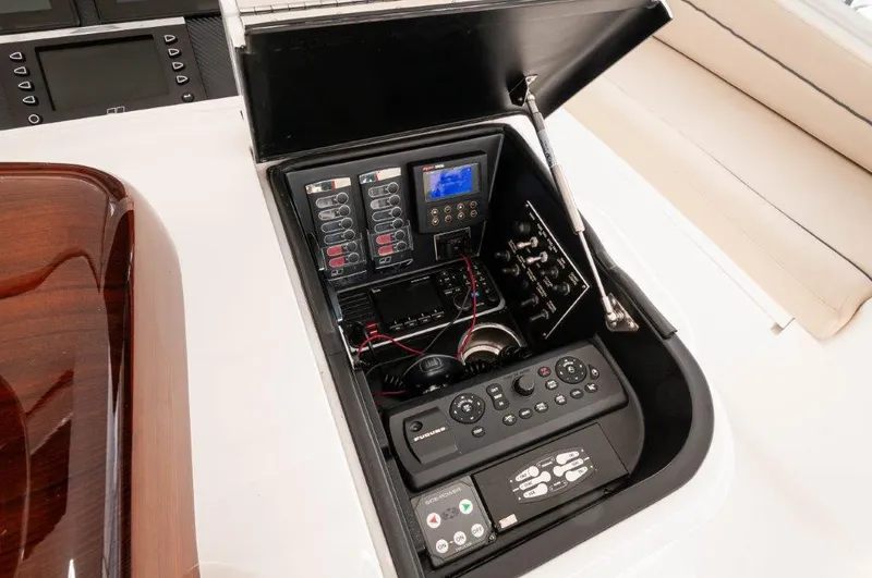 Gunnslinger Yacht Photos Pics 2020 Viking 72 Convertible- GUNNSLINGER- Helm