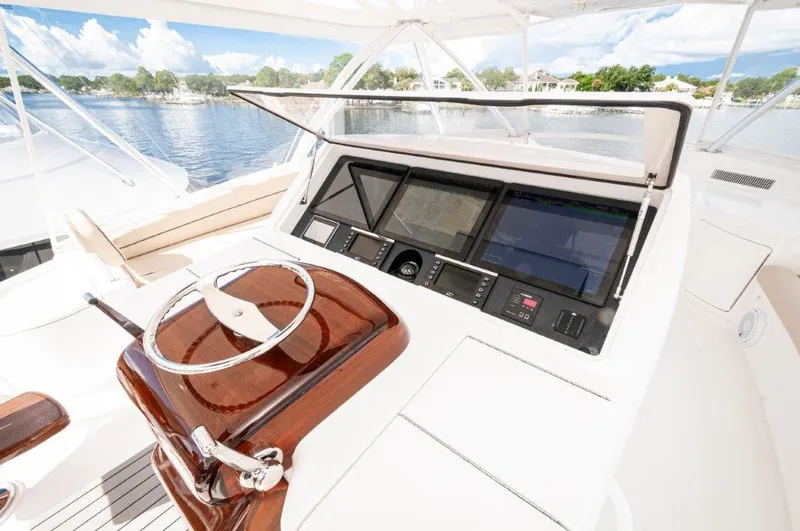 Gunnslinger Yacht Photos Pics 2020 Viking 72 Convertible- GUNNSLINGER-Helm 6