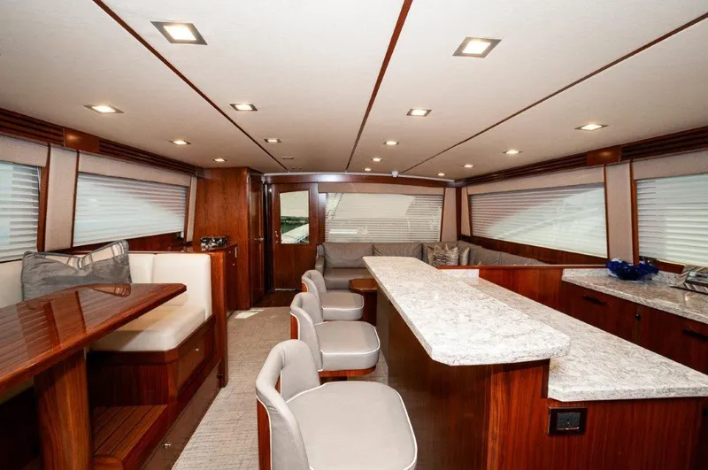 Gunnslinger Yacht Photos Pics 2020 Viking 72 Convertible- GUNNSLINGER-Salon 3