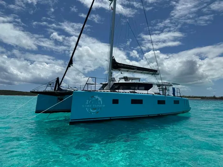 Vision 444 Yacht Photos Pics 