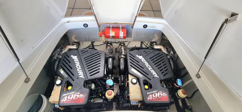  Yacht Photos Pics Twin Mercury engines in a 2007 Cobalt 343 boat engine compartment.