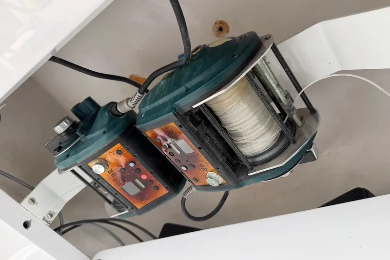 Breakaway Yacht Photos Pics Electric fishing reels on a 2004 Viking 56 Convertible boat.