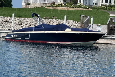 Chris-Craft Launch 28 GT