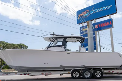 Front Runner 39 Center Console