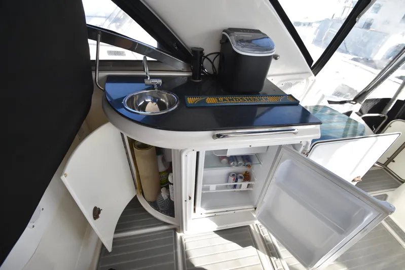 The Black Pearl Yacht Photos Pics 