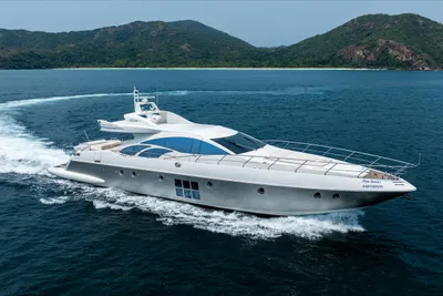 2014 Azimut 86S