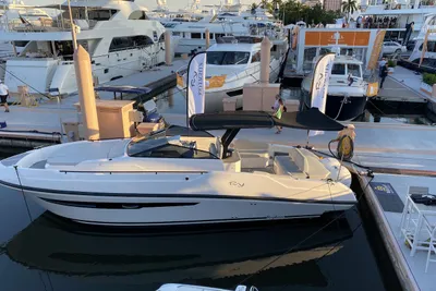 Rio Yachts Daytona 34