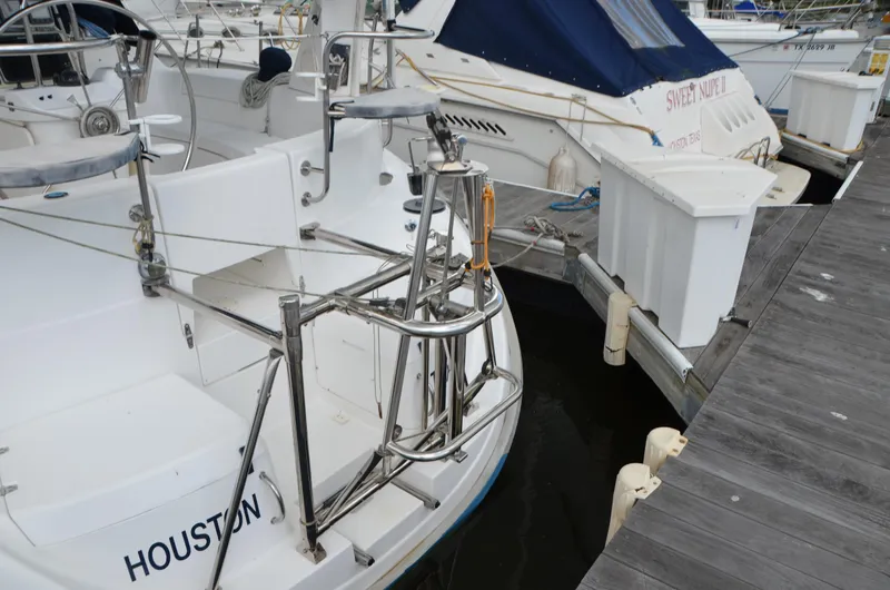 Andiamo Yacht Photos Pics 