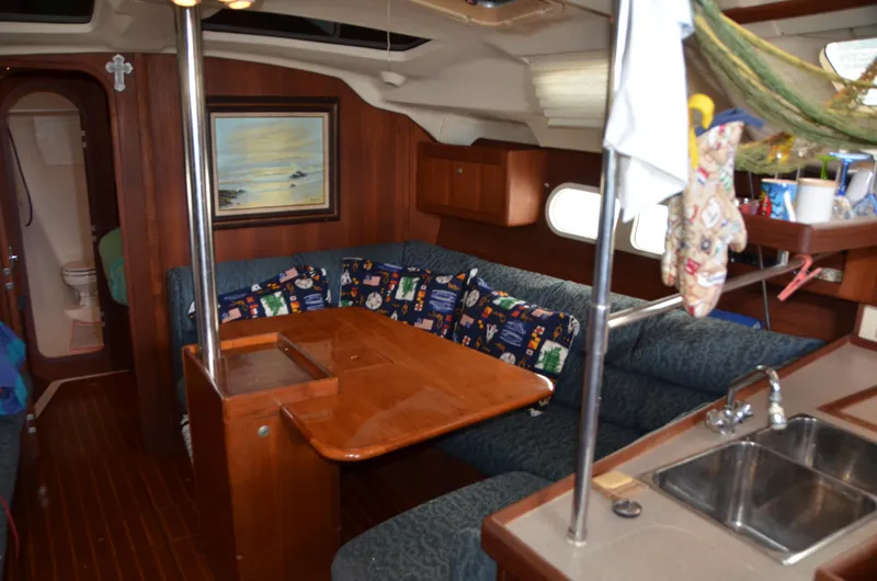 Andiamo Yacht Photos Pics 