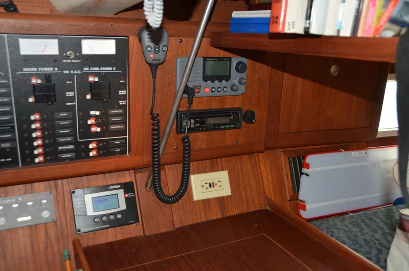 Andiamo Yacht Photos Pics 