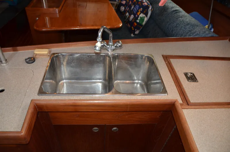 Andiamo Yacht Photos Pics 