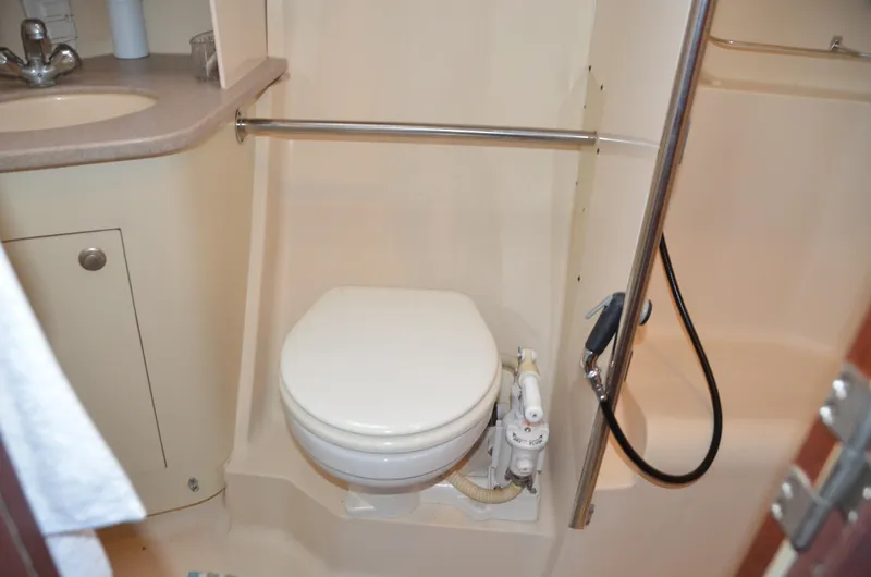 Andiamo Yacht Photos Pics 