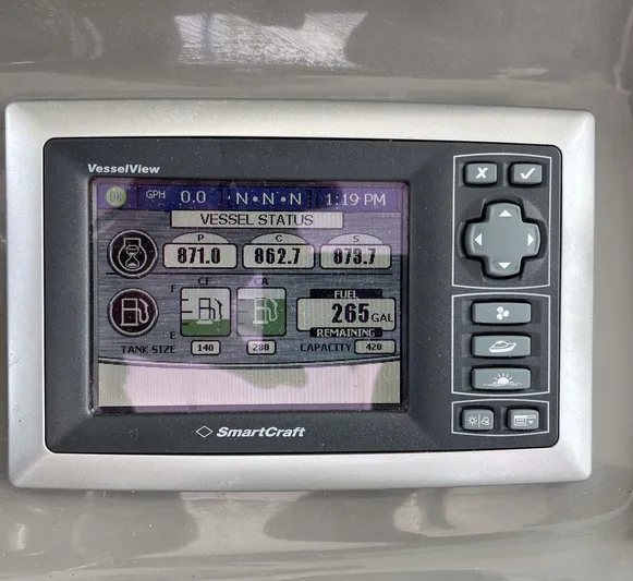 Reel Inspired Yacht Photos Pics SmartCraft VesselView display on 2009 Boston Whaler 345 Conquest showing fuel status.
