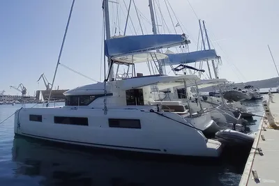 Lagoon 50