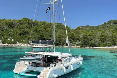2020 Lagoon 42