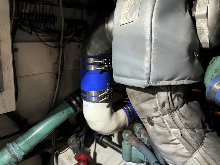 Reel Trio Yacht Photos Pics 