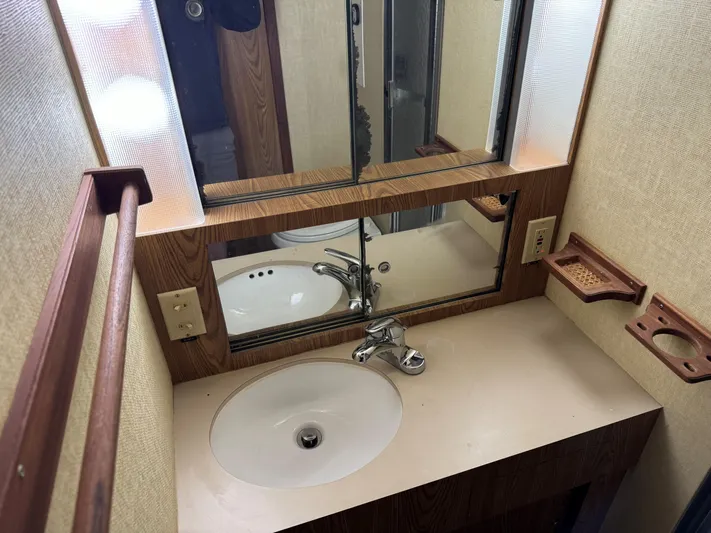 Reel Trio Yacht Photos Pics 