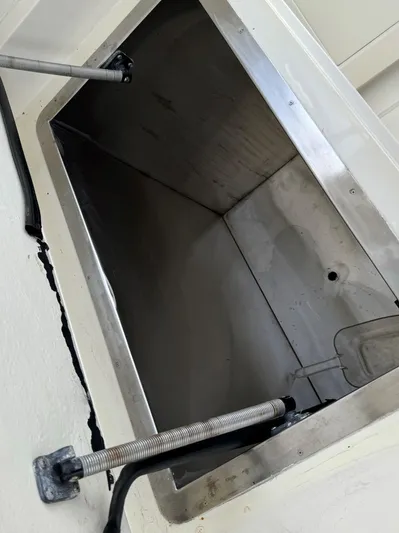 Reel Trio Yacht Photos Pics 