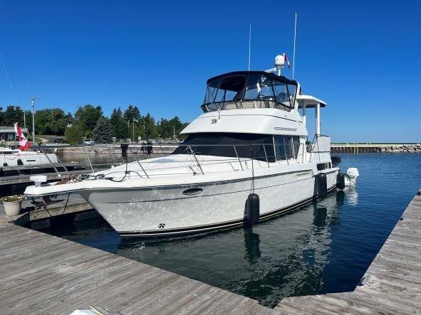 carver 400 cockpit motor yacht