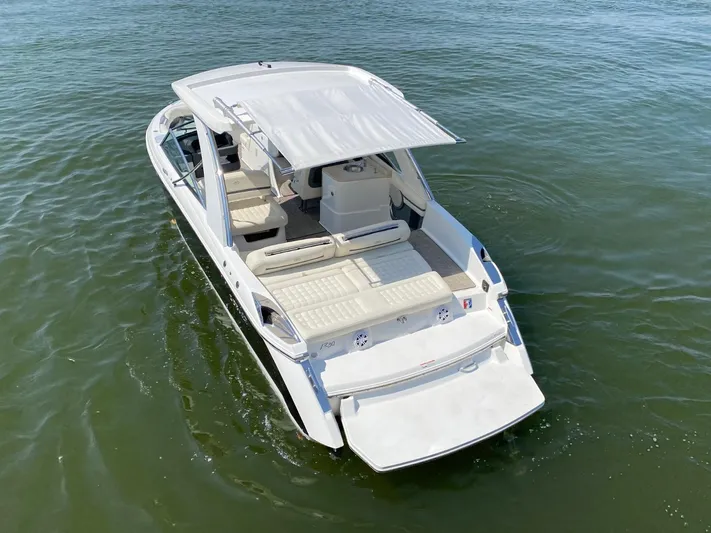 2018 Cobalt R30 @ Teques Yacht Photos Pics 