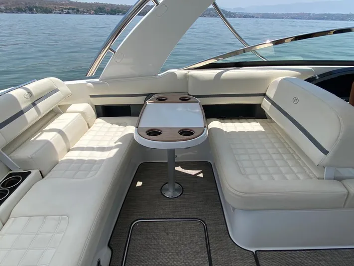 2018 Cobalt R30 @ Teques Yacht Photos Pics 