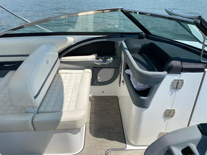 2018 Cobalt R30 @ Teques Yacht Photos Pics 