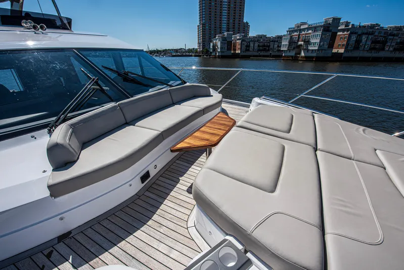 Partini Cruise Yacht Photos Pics Princess 55 2023 PARTINI CRUISE - Sun Pad