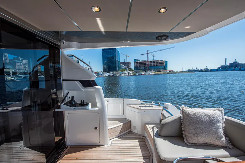 Partini Cruise Yacht Photos Pics Princess 55 2023 PARTINI CRUISE - Aft Deck