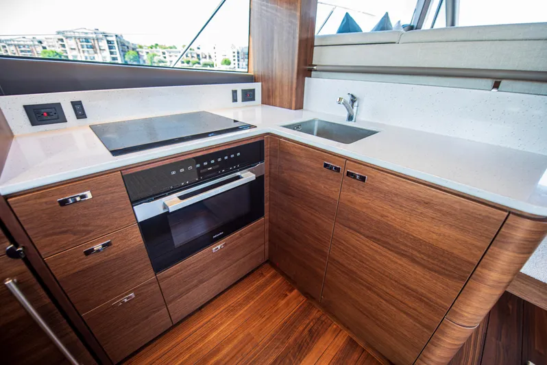 Partini Cruise Yacht Photos Pics Princess 55 2023 PARTINI CRUISE - Galley