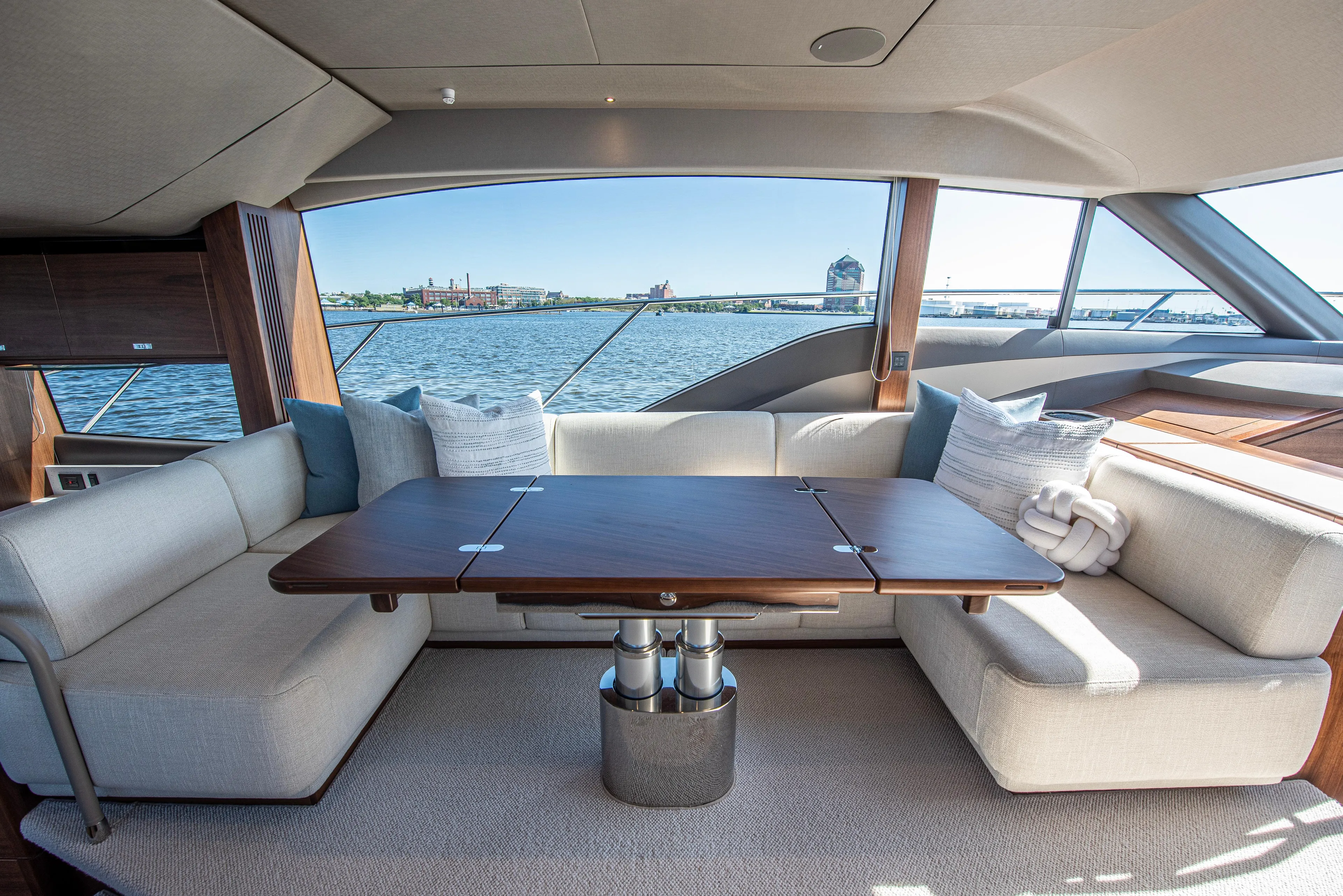 Partini Cruise Yacht Photos Pics Princess 55 2023 PARTINI CRUISE - Salon