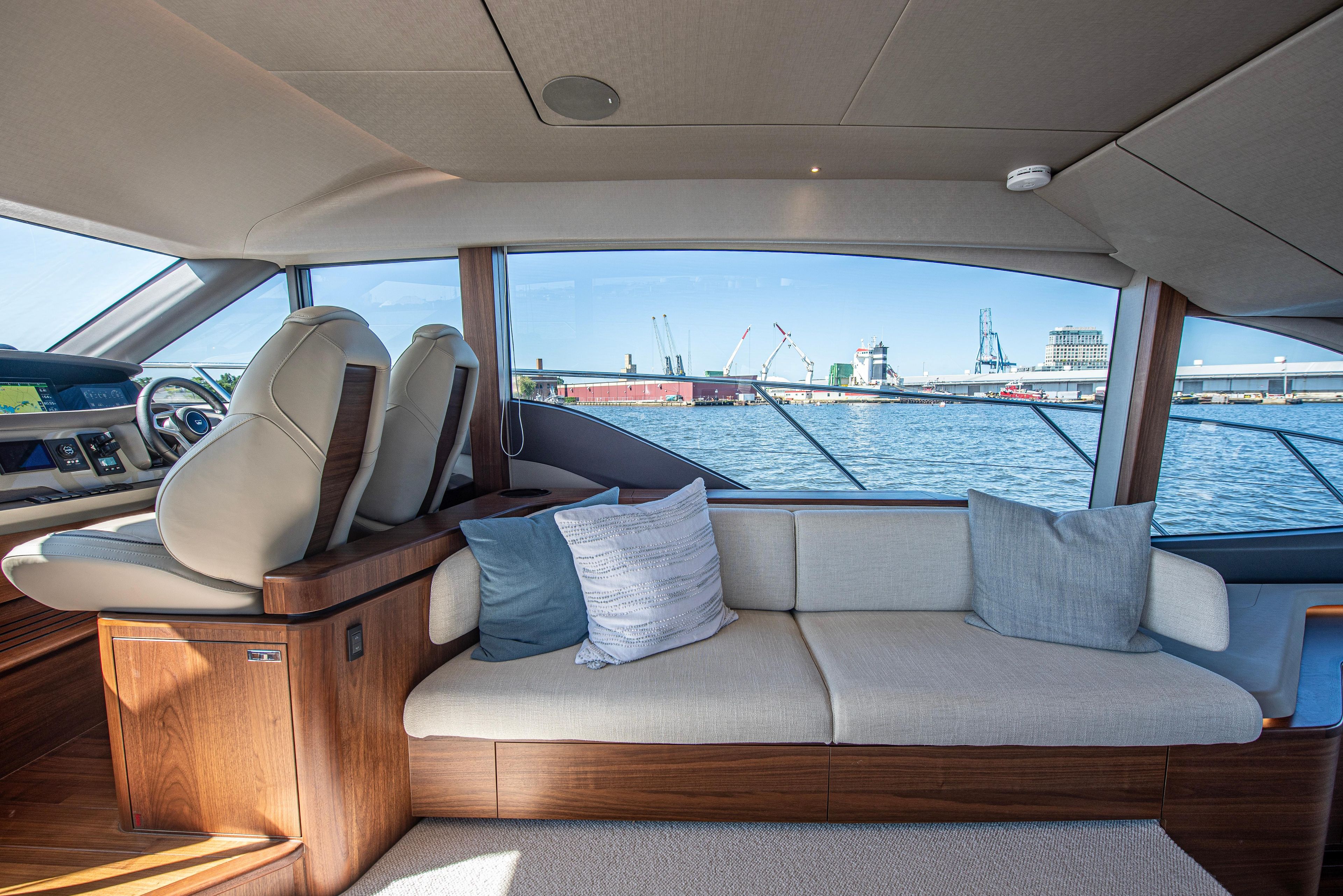 Yacht