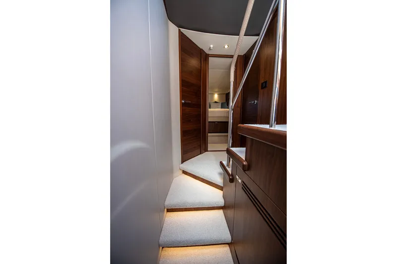 Partini Cruise Yacht Photos Pics Princess 55 2023 PARTINI CRUISE - Companionway