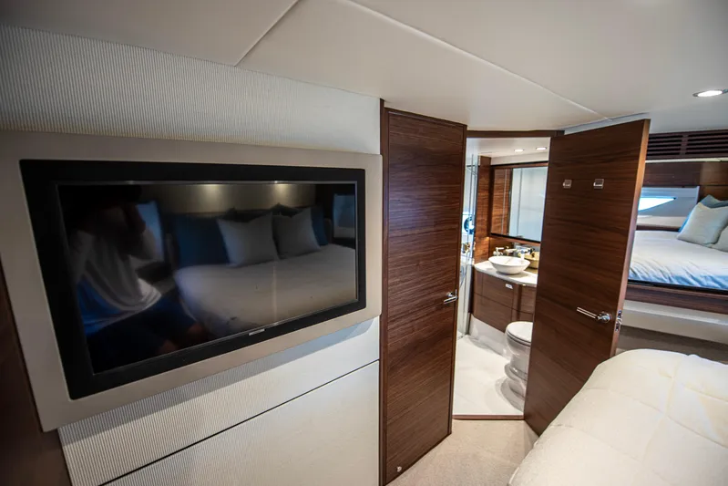 Partini Cruise Yacht Photos Pics Princess 55 2023 PARTINI CRUISE - Guest Stateroom