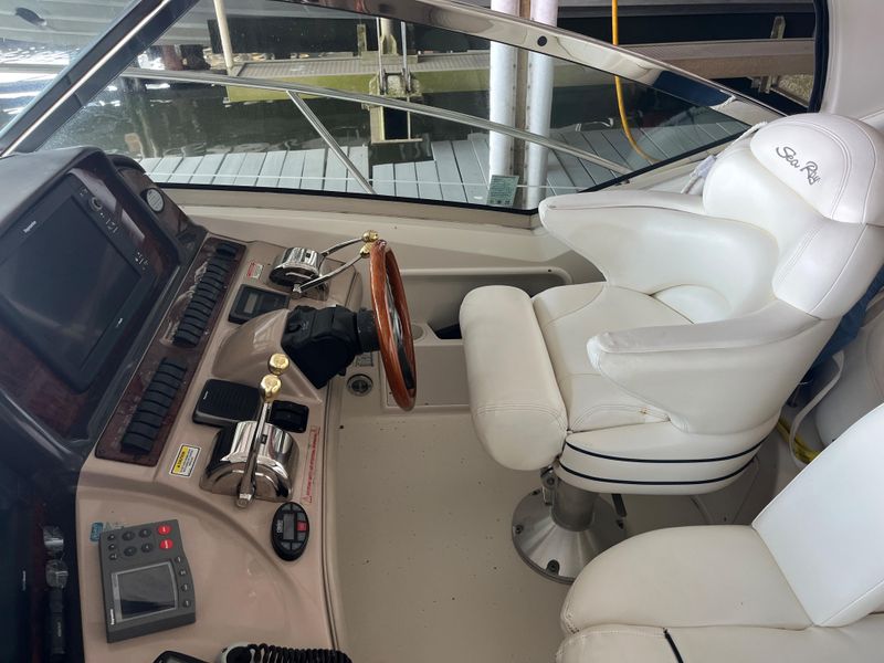 2004 Sea Ray 420 Sundancer