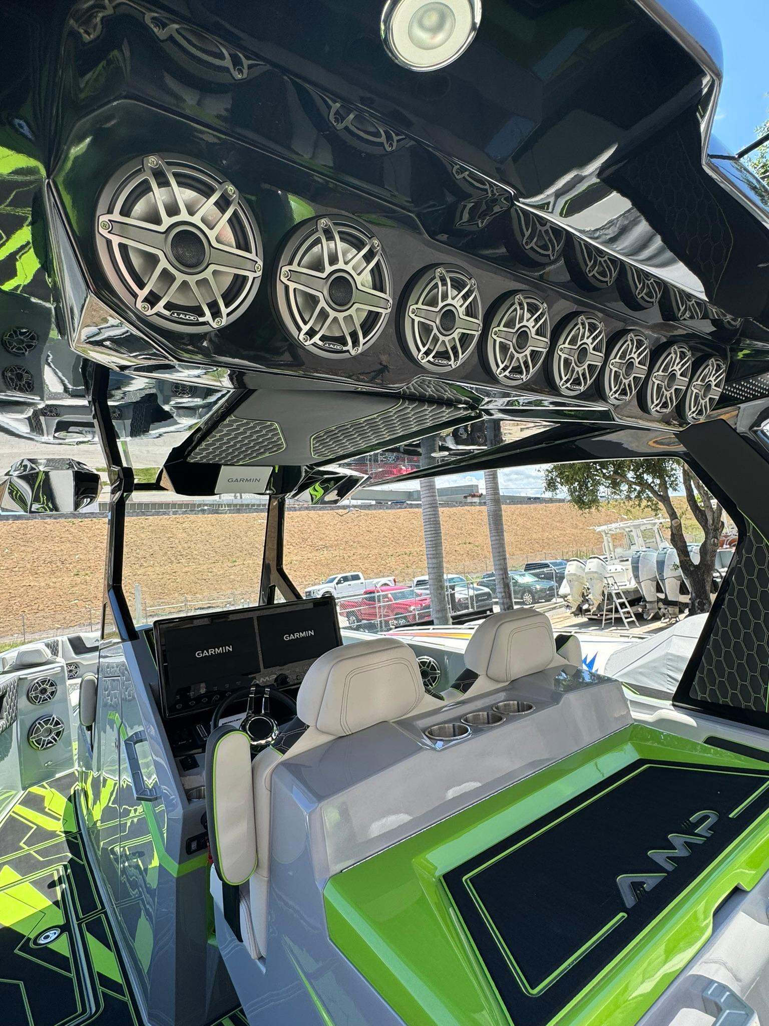 2025 AMP 333 Center Console Center Console Boote Kaufen YachtWorld