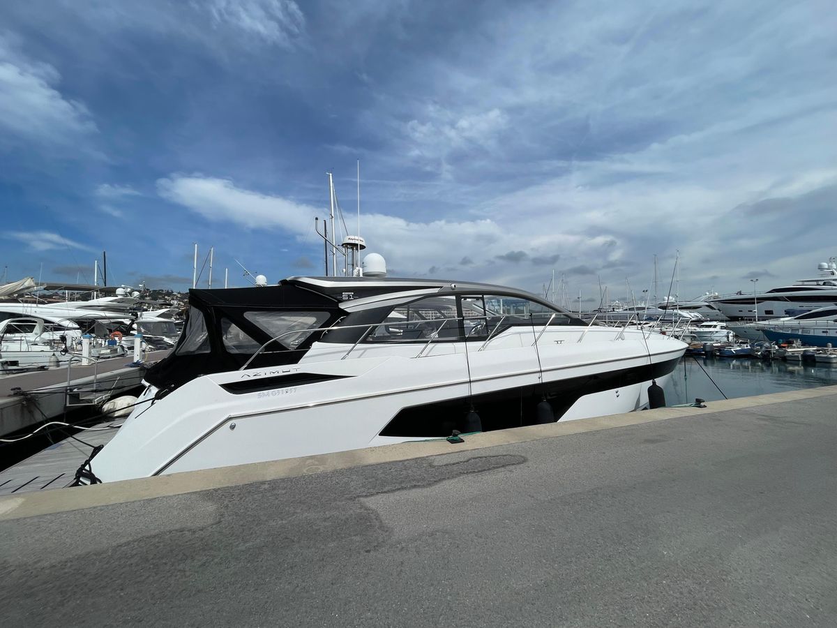 2018 Azimut 53 