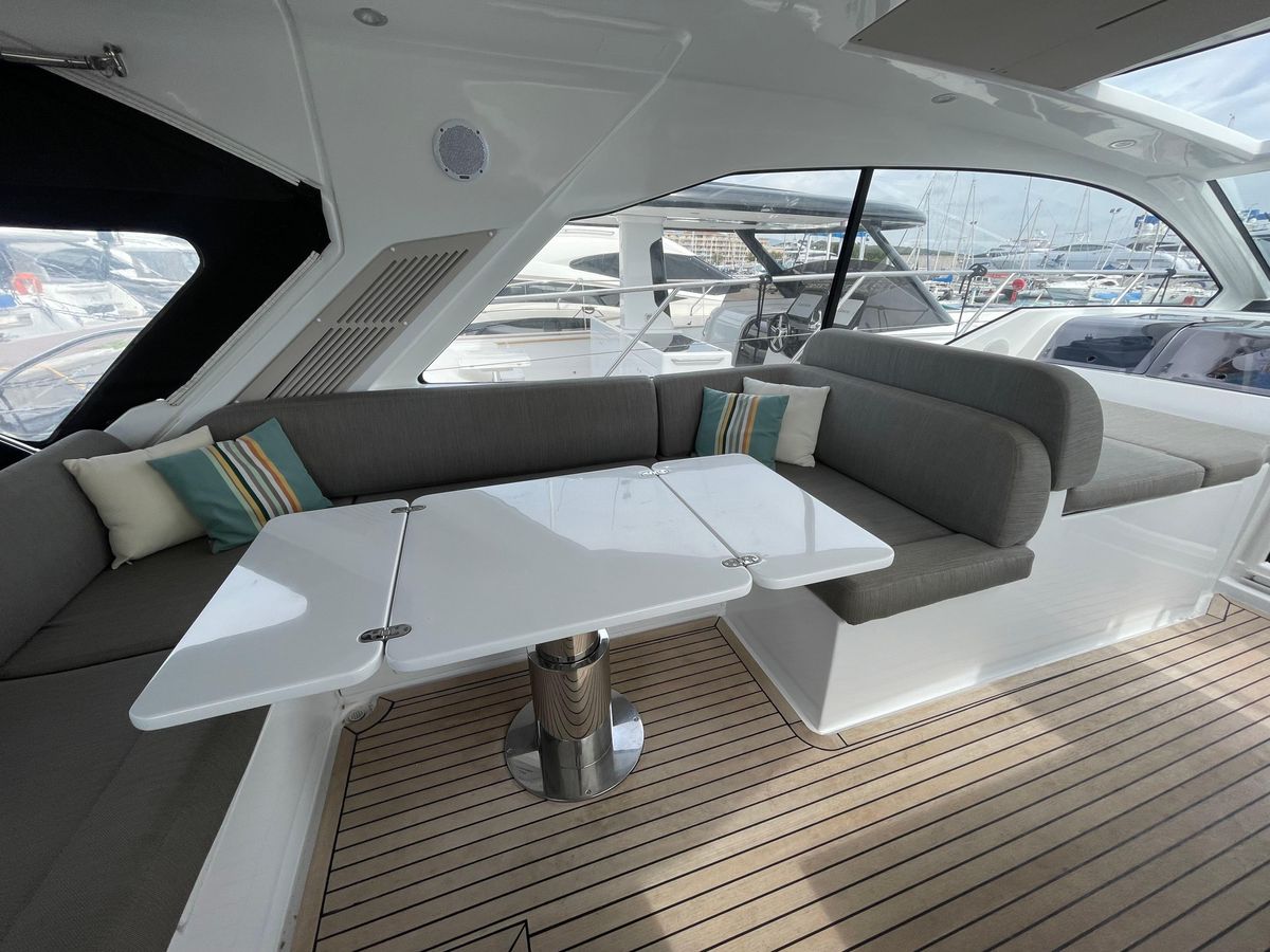 2018 Azimut 53 