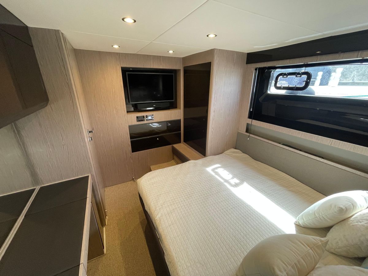 2018 Azimut 53 
