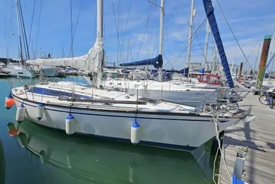 1984 Dufour 39