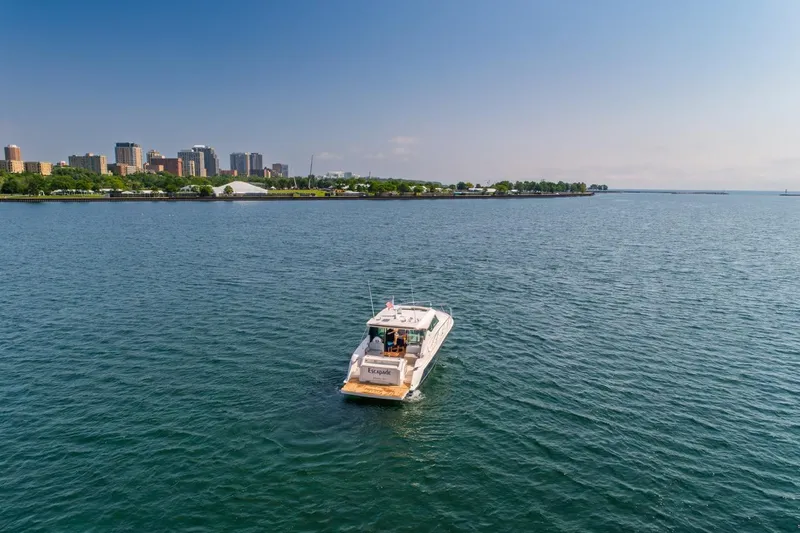 Escapade Yacht Photos Pics 