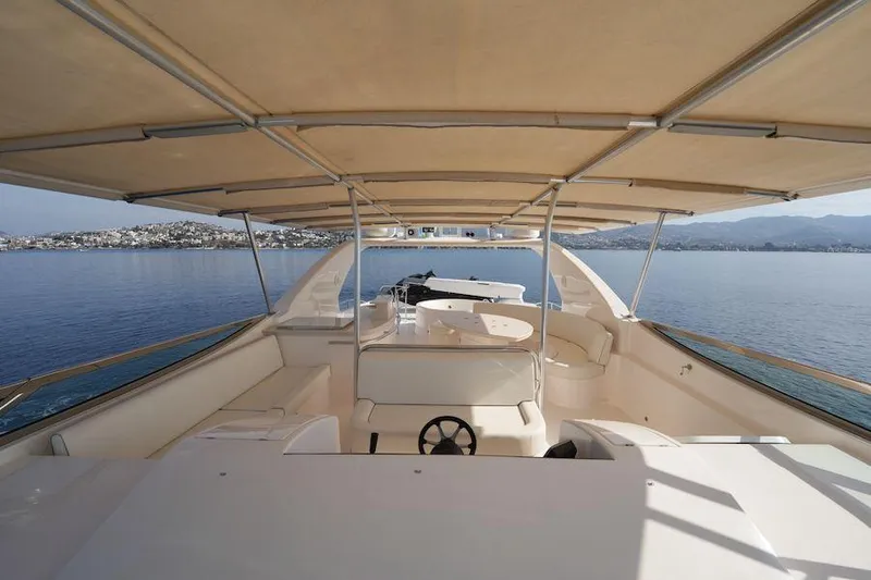 Yal Yacht Photos Pics 