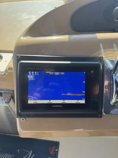  Yacht Photos Pics Garmin GPS display on 2004 Carver 360 Mariner boat dashboard.