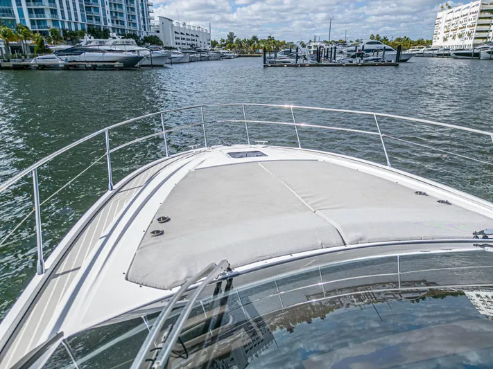  Yacht Photos Pics Azimut Atlantis 45 yacht cruising in a marina, 2020 model.