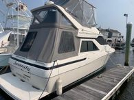 1996 Bayliner 3488 Cruiser