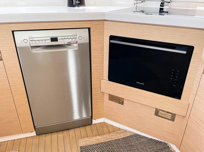 Out Of The Woods Yacht Photos Pics 